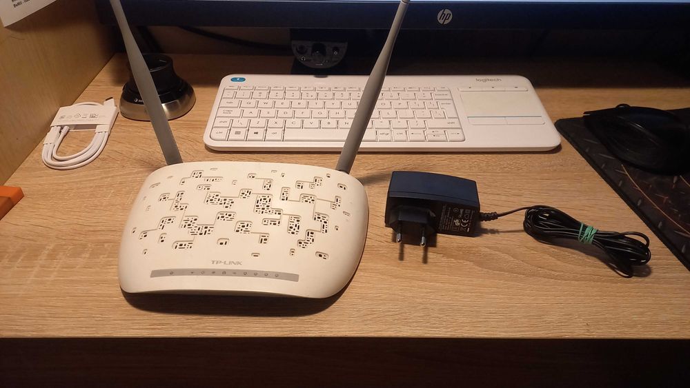 Sprzedam modem TP-LINK TD-W8968