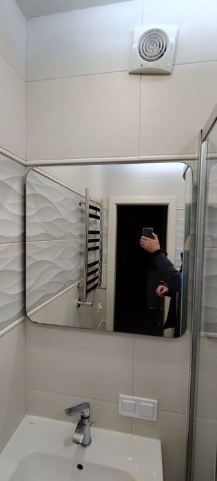 Дзеркало 60х60 з підсвіткою