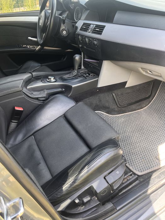BMW e60 2004 2.5 газ бензин