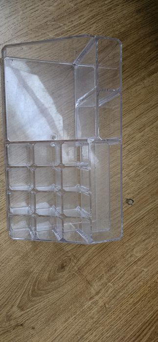 Pojemnik na kosmetyki