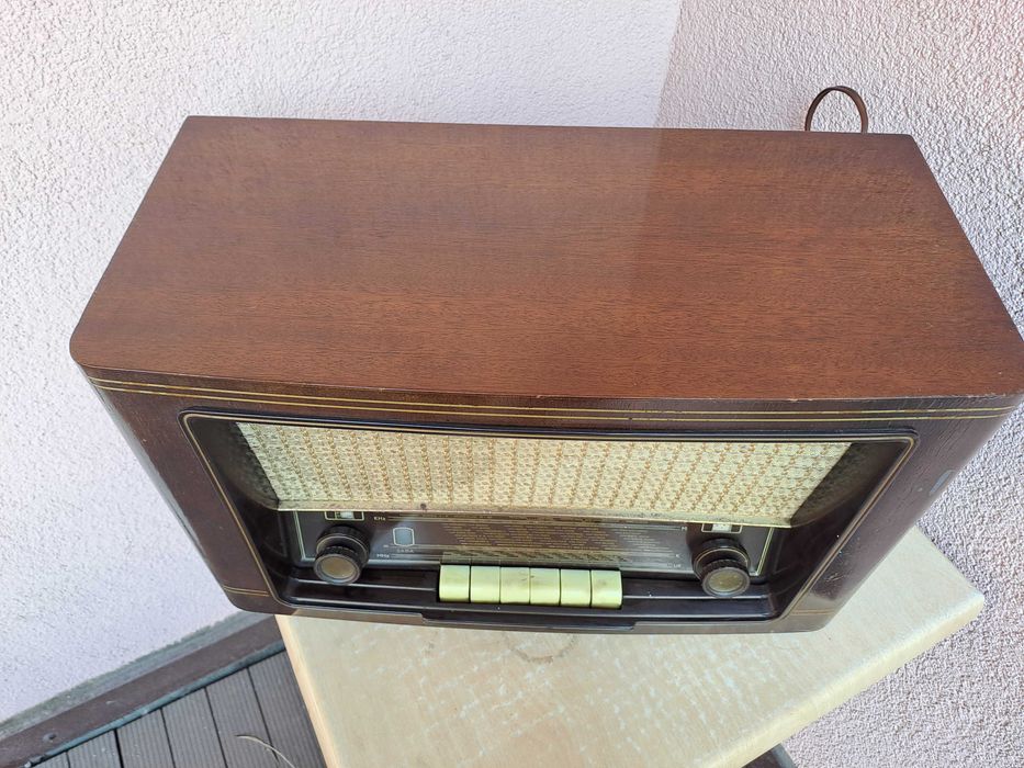 Stre radio lampowe Saba Villingen W4