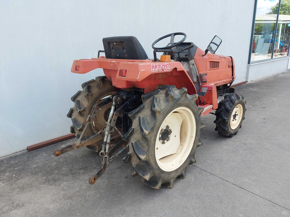 Trator Mitsubishi MT16 usado