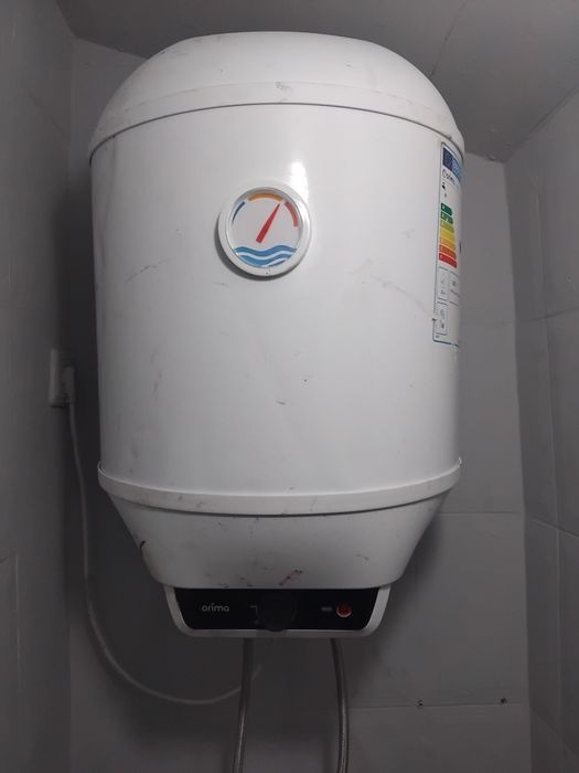 Termoacumulador  semi novo