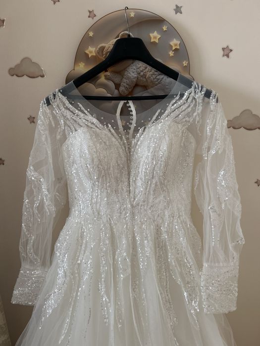 Весільна сукня,ніжна