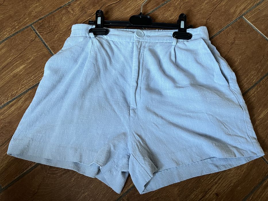 Шорти stradivarius