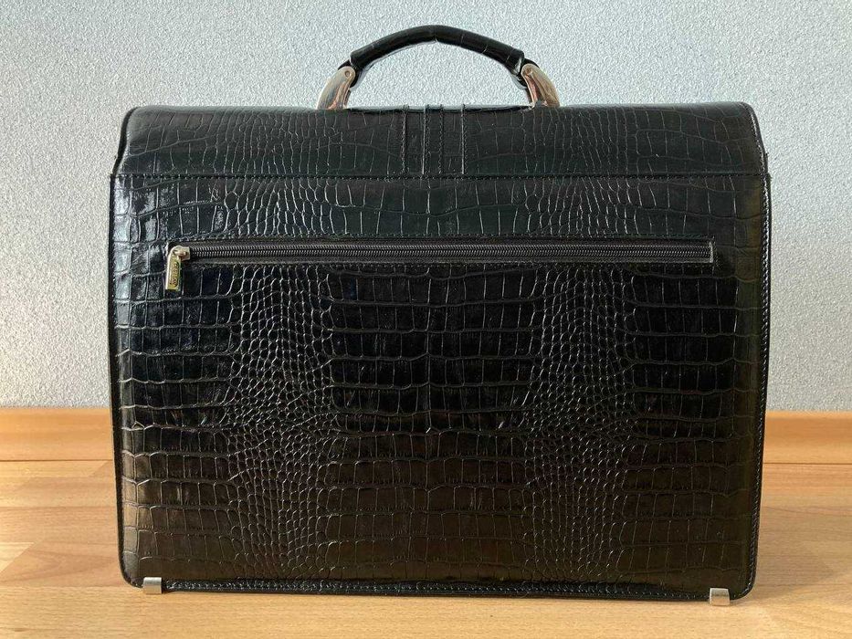Чорний портфель з натуральної шкіри під крокодила desisan (турція)
