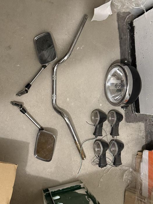 Lampa lusterka kieronkowskaz kierownica Suzuki Bandit 1250 650 GSF