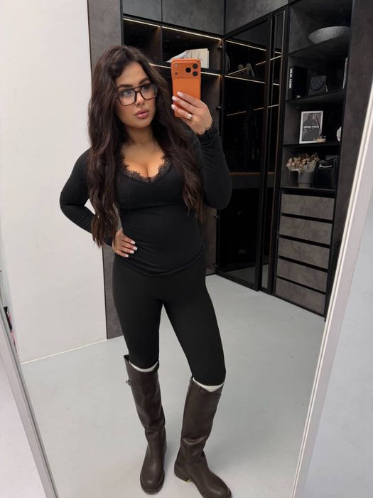 Віскозна кофтинка з мереживом