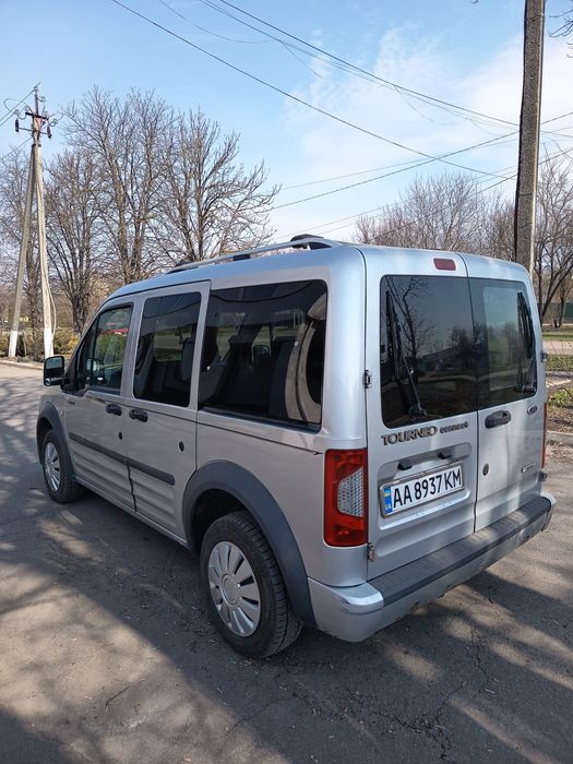 Форд Коннект 2010 пасажир