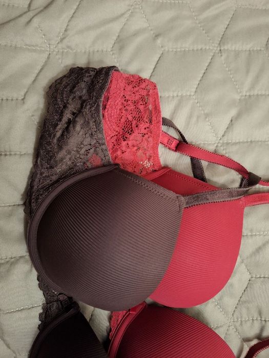 Жіночі бюстгальтери НОВІ!