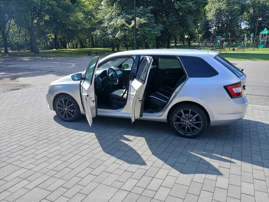 Sprzedam Skoda Fabia 3    2017r