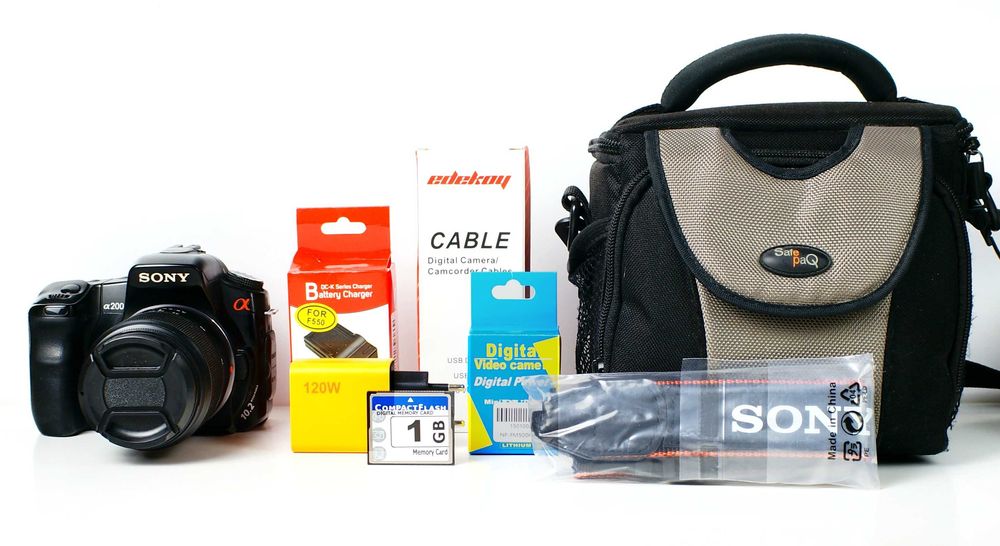 Sony A200 Giga Zestaw 18-70 Nowa Bateria 1GB Usb Torba 100% OK