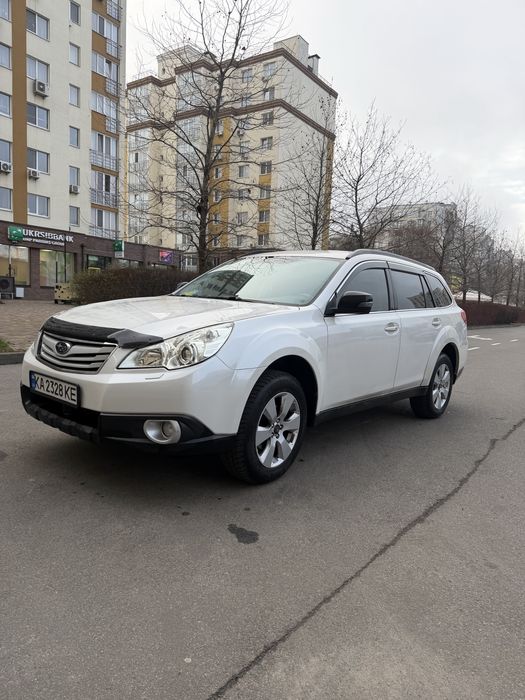 Subaru Outback 2011 2.5