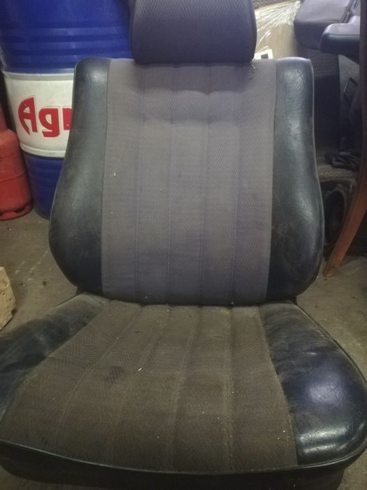 Продам.  сідушку