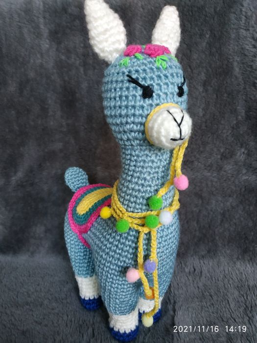 Lama alpaka rękodzieło zabawka ekologiczna na prezent na szydełku hand