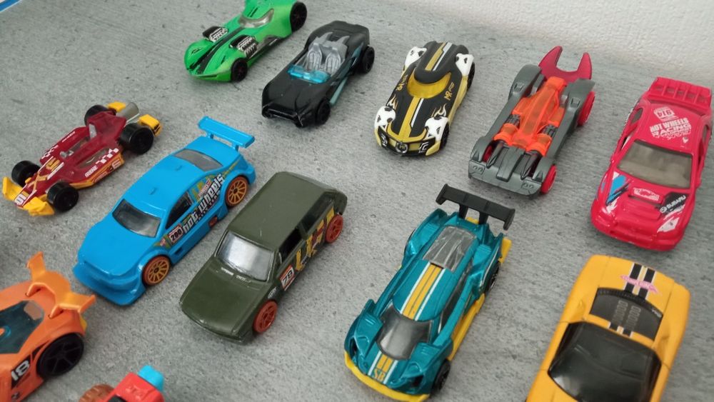 Машинки хотвилс оригинал