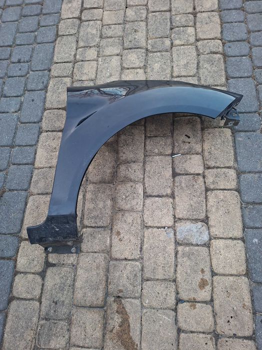 ORYGINAŁ Błotnik Prawy Przód  Ford fiesta mk7 2010rok.lakier D9