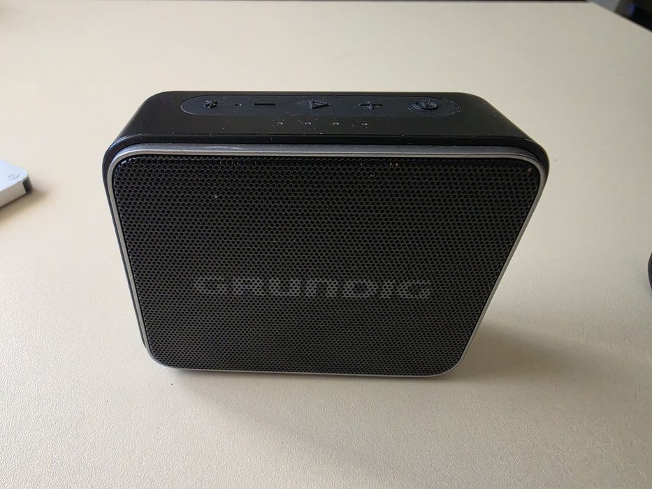 Grundig Jam + bluetooth колонка