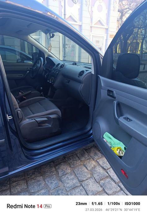 Volkswagen caddy 2011 год дизель