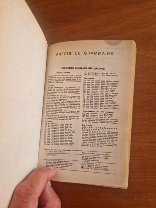 Larousse de Poche (inclui Précis de Grammaire)  1981