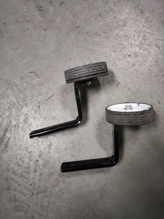 Kółka boczne czarne REZERWACJA