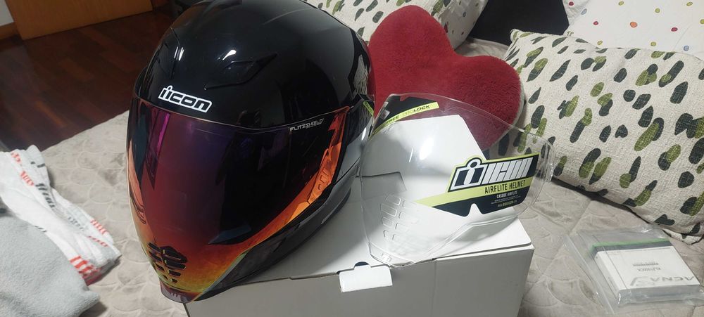 Capacete Icon Airflite Preto Gloss