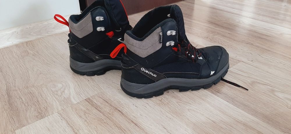 Buty zimowe quechua  r.42