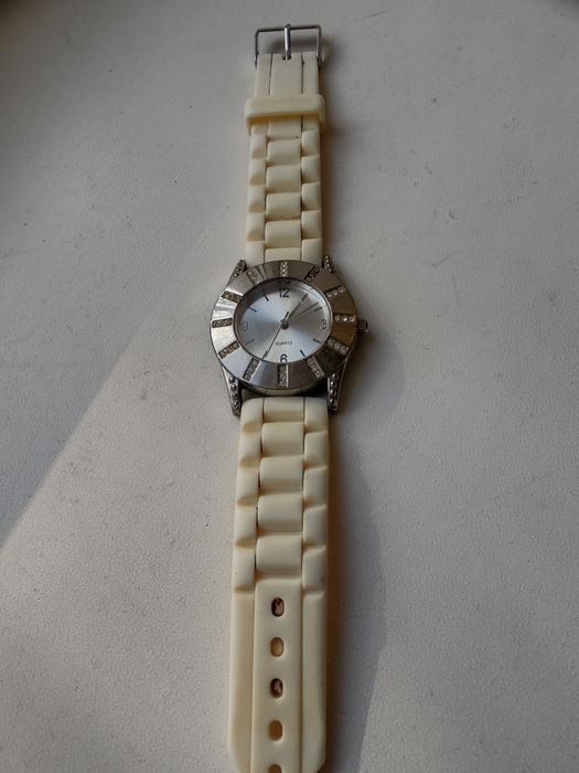 Жіночі часи Eternal Lowe