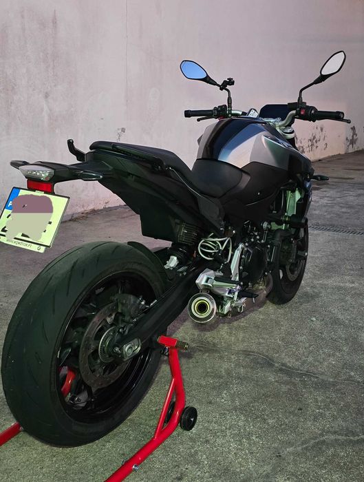 2022 VENDO/TROCO BMW f900r