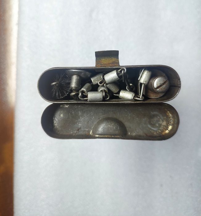 Kit de limpeza original da Wehrmacht para a carabina K98.