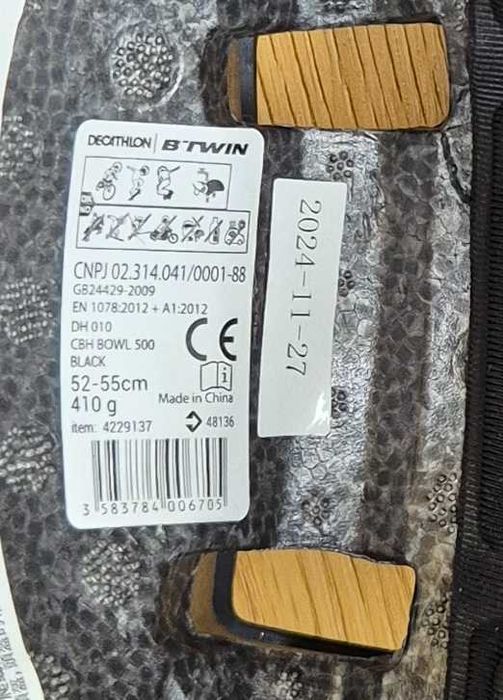 Kask na rower miejski Btwin Orzeszek 500 z daszkiem  (52-55cm)