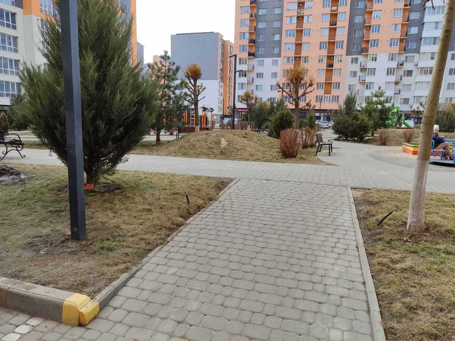 (3) Продам 1-кімнатну квартиру в ЖК Сімейний Комфорт 0925