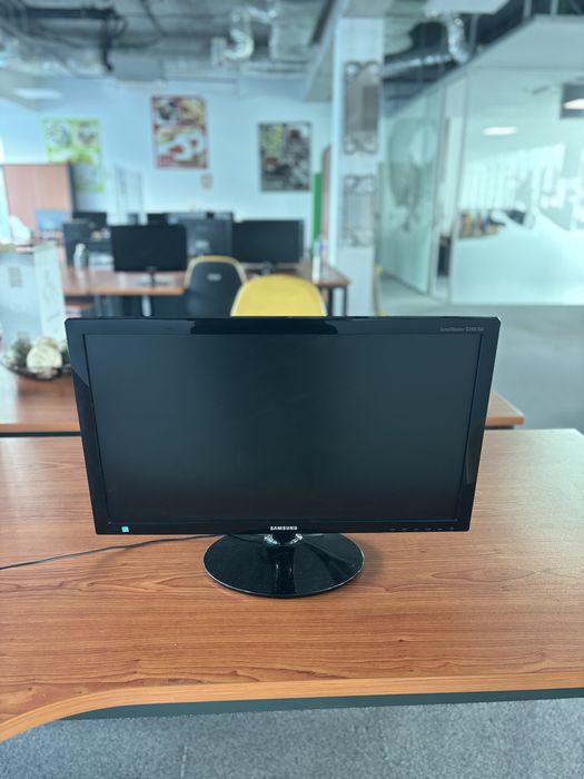 Monitor Samsung 24” S24B300H Full HD - Ideal para Trabalho