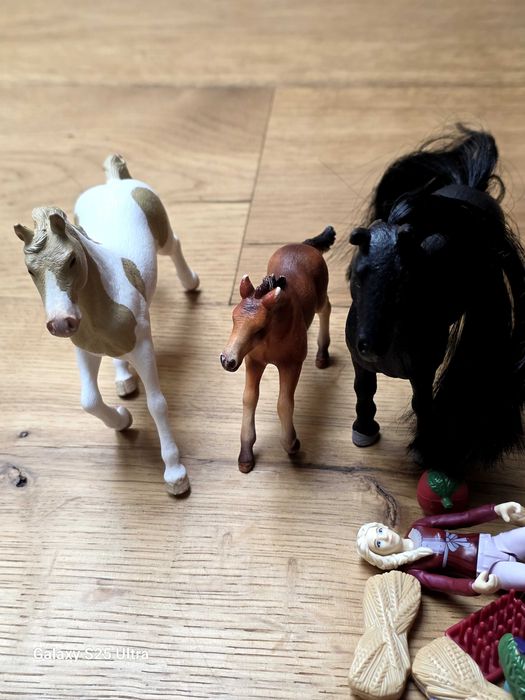Figurki konie schleich