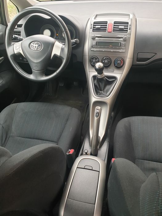 Toyota Auris 1,6 benzyna 2008