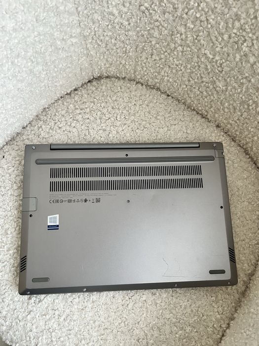 Розпродаж»Lenovo thinkbook 14 core i5-1035g1 16gb ram 14”FHDips