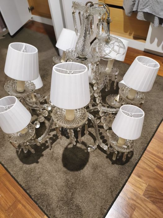 Lustre antigo de cristal, com abajour