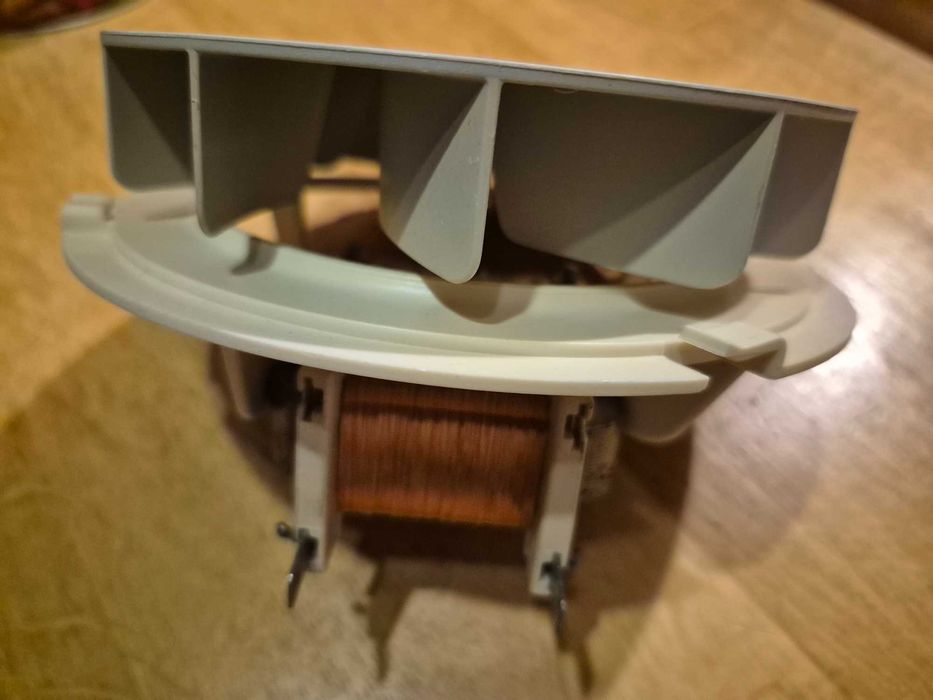 Whirpool - Wentylator chłodzenia obudowy piekarnika AKZ