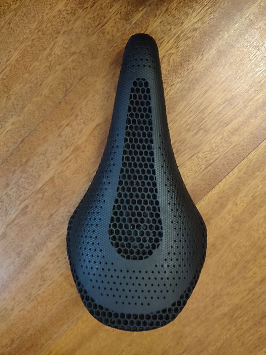 Selim de bicicleta BUCKLOS R-LEIS S8000 impresso em 3D com almofada de fibra de carbono, 270x143mm