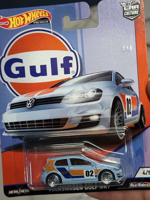 Hot Wheels Premium Volkswagen Golf Mk7 GULF VW