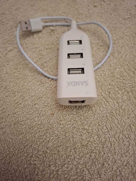 Tomada usb 4 conexões