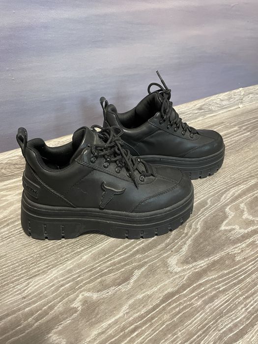 Windsor Smith жіночі шкіряні кросівки, розмір 37