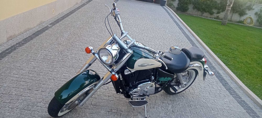 Moto Honda Shadow