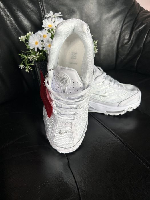 Кросівки Nike весна-літо.