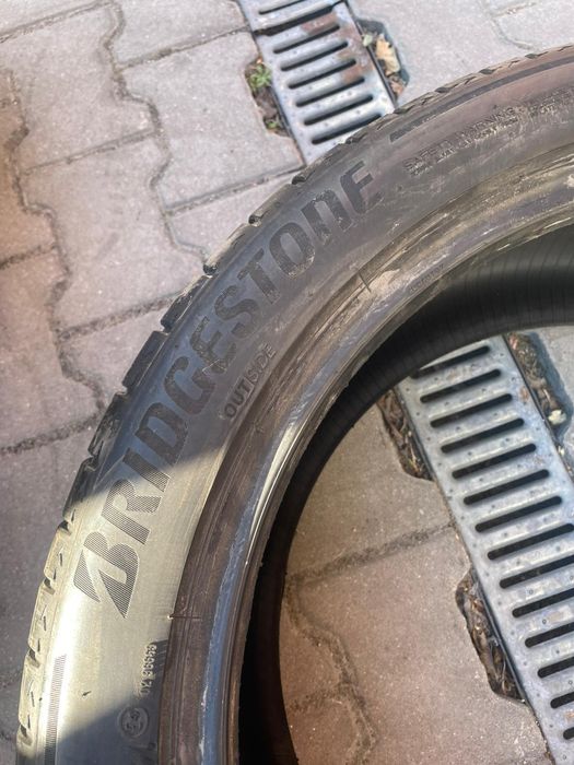2x285/40r21 bridgestone alenza