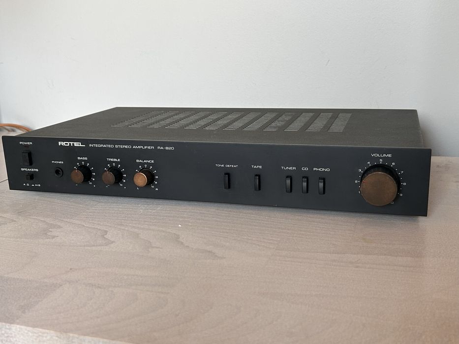 Rotel RA-820 | Wzmacniacz stereo | Bardzo dobry stan | Hi-Fi