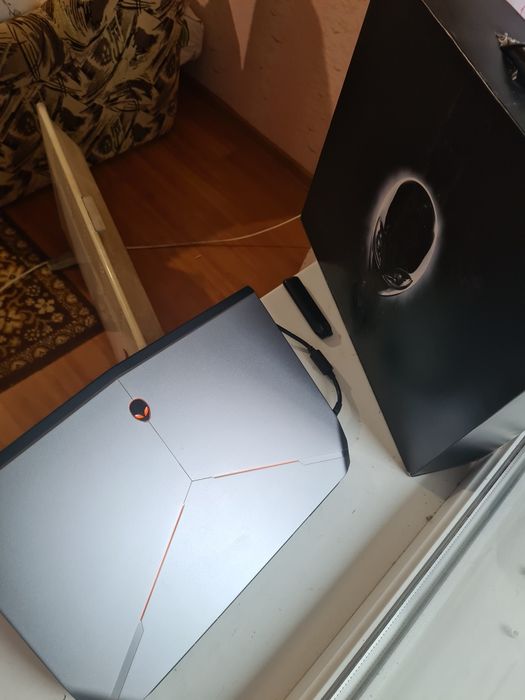 Alienware 15 R2 4К amoled сенсорный i7 4710HQ/12/1TB/GTX980/  срочно