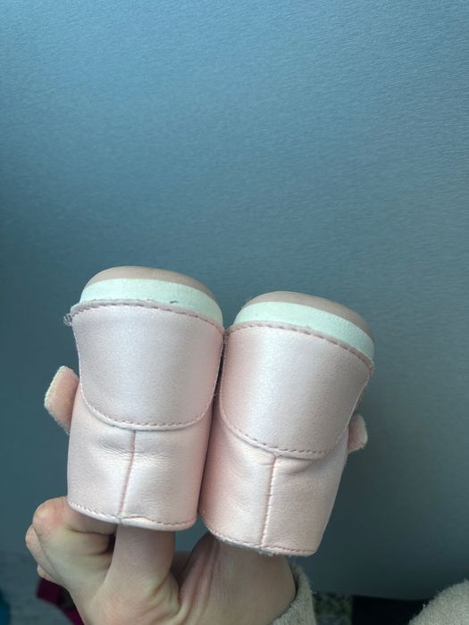 Черевики для дівчинки рожеві