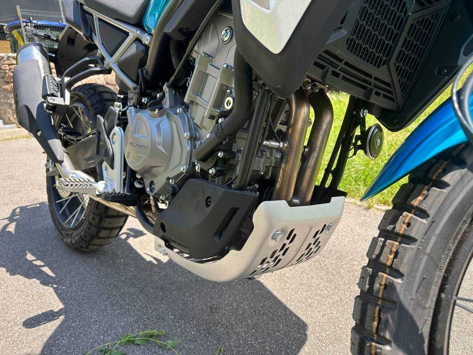 Мотоцикл CFMOTO 450MT +T-BOX