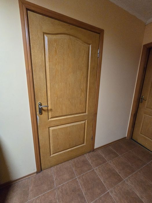 Двері б/у  гарний стан